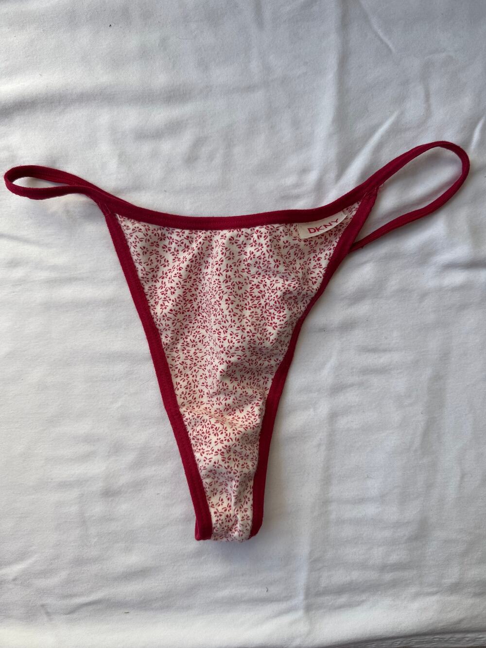 NWOT DKNY Red White Print Thong Panties Cotton Low Rise Size S